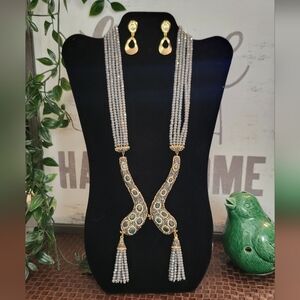 Vintage Turkish necklace blue/gray irredisent labradorescence & 18k earrings set